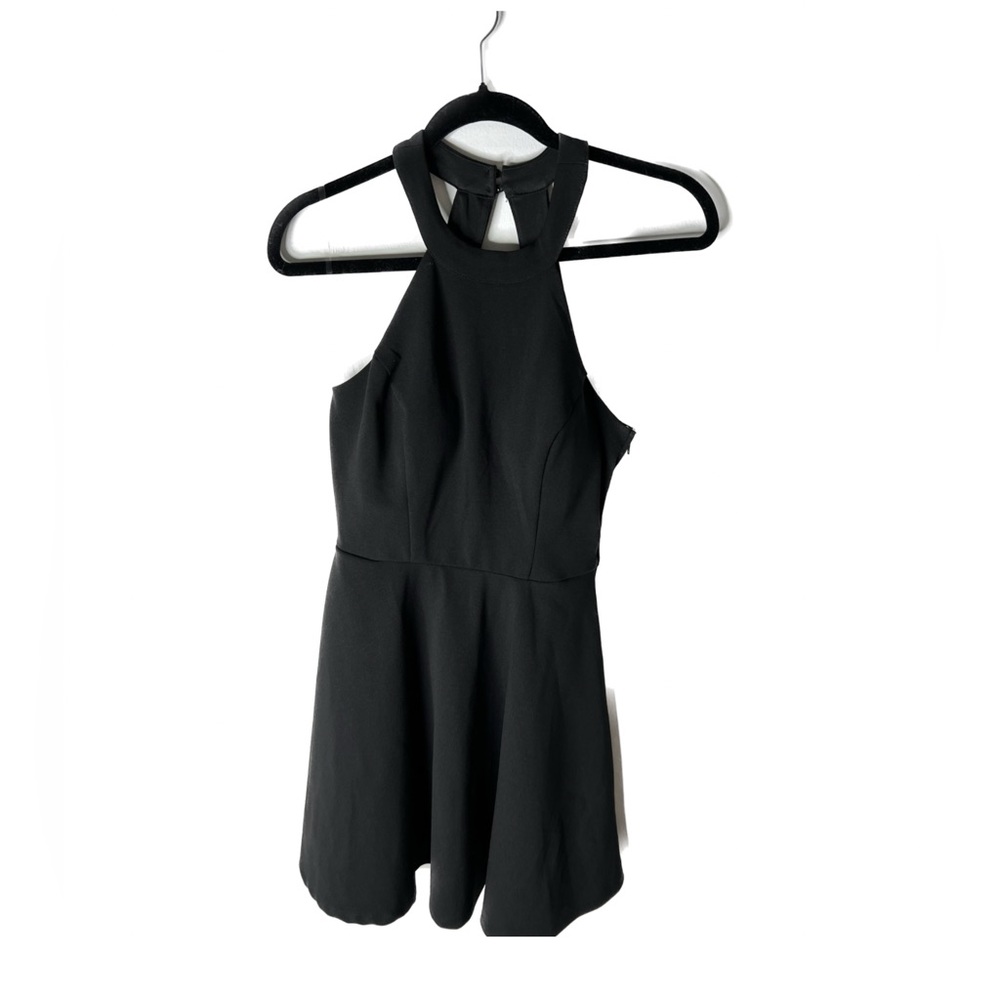GORGEOUS BLACK FORMAL DRESS! A13